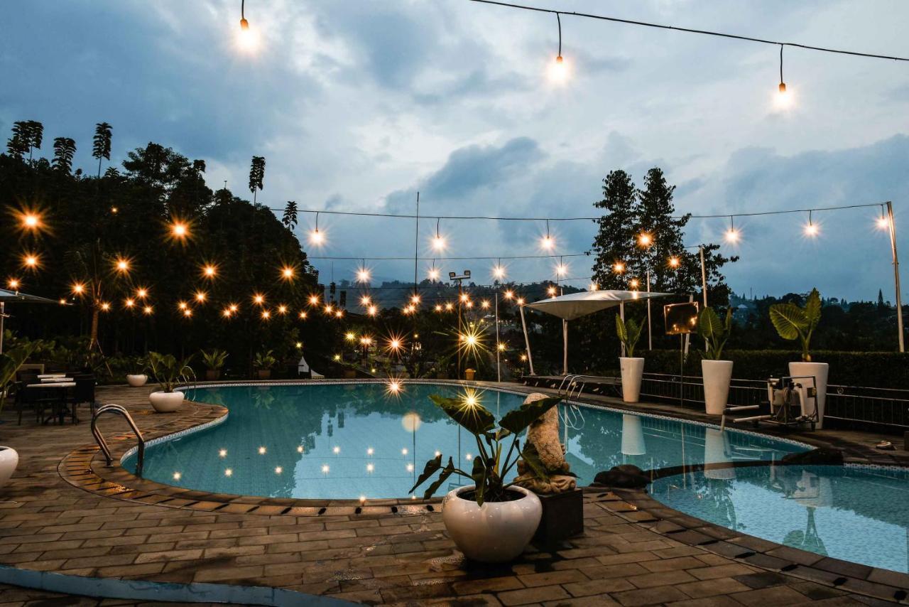 Jsi Resort Puncak Exterior foto